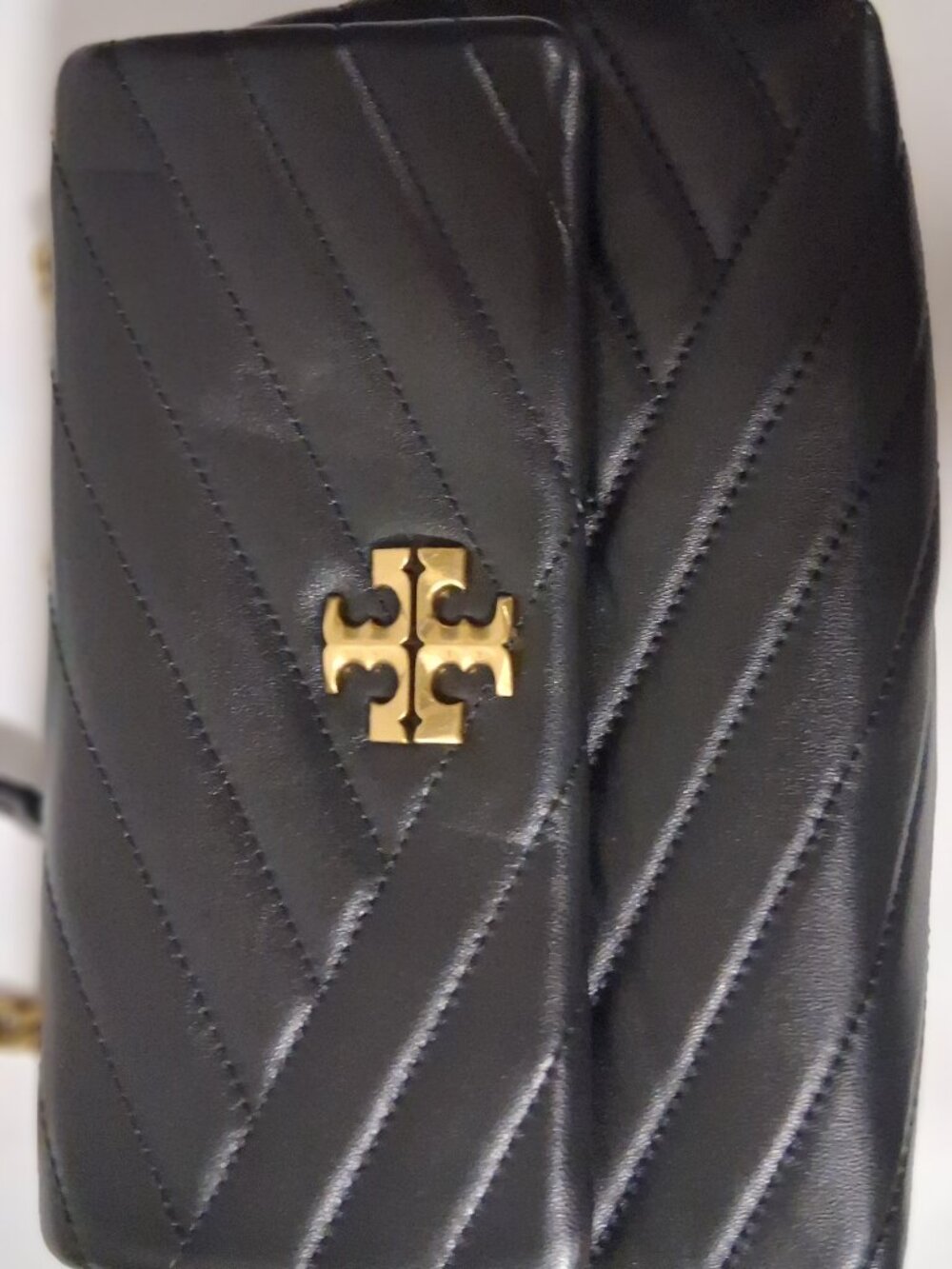 Tory Burch Kira Chevron Convertible Shoulder Bag – Black (Style 90446-001) - Picture 5 of 11